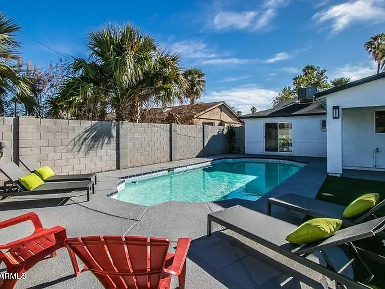 7810 E Willetta St — Photo 23