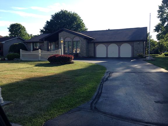 2nd image of 5648 Bonnell Dr