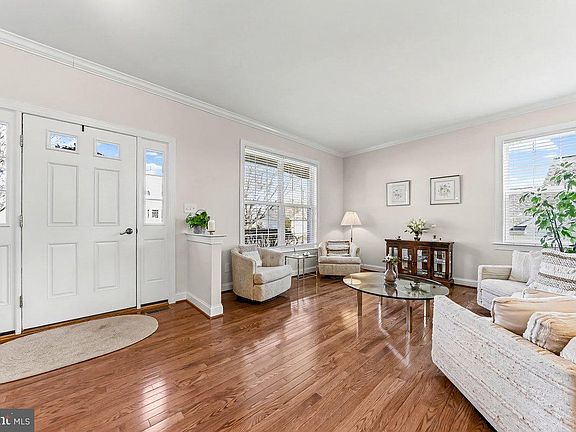 2nd image of 504 Bellemead Cir