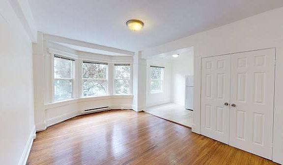 5th image of 665 Eddy St APT 7
