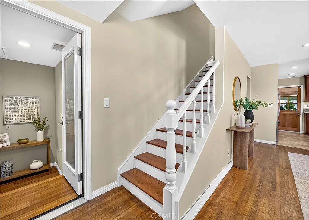 4 bed, 1275 sqft, $1,000 — Photo 4