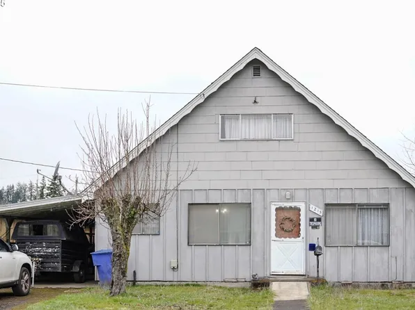 1215 N 3rd Avenue, Kelso, WA 98626