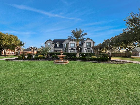 2nd image of 2211 Braer Ridge Dr