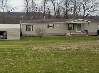 1124 Orchard Ave, Vandergrift, PA 15690