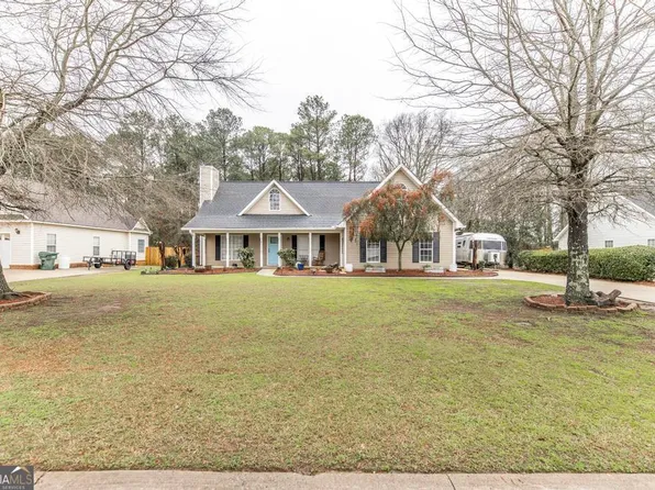 102 Churchill Pl, Warner Robins, GA 31088