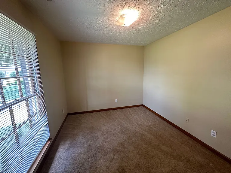 7850 Penelope Dr — Photo 25