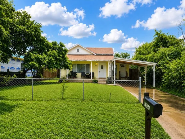 1304 E Richard Ave, Kingsville, TX 78363