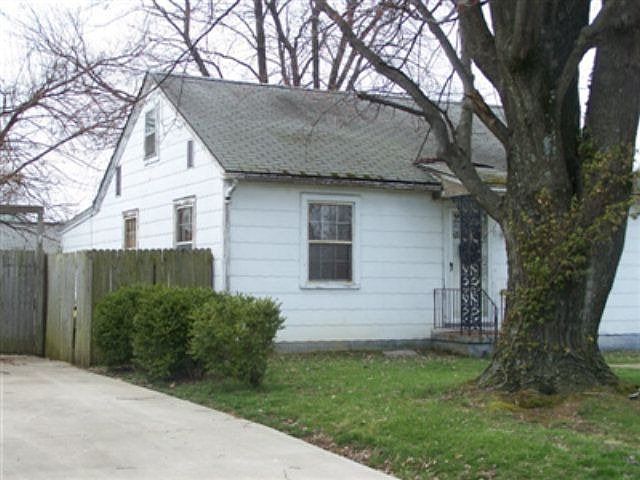 1st image of 3020 Daviess St