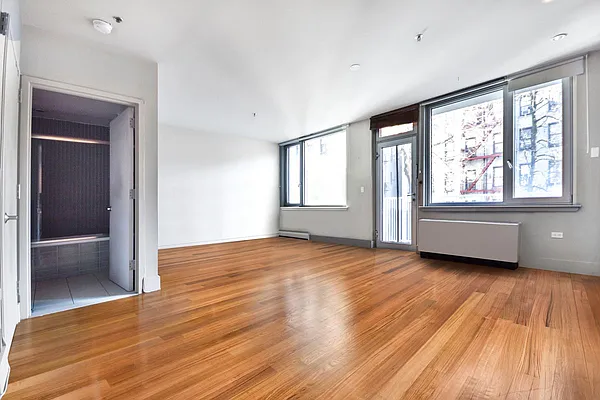 Rented by Compass | media 23