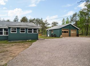 7176 Mathews Rd, Atlanta, MI 49709