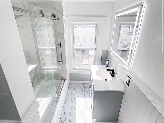 4th image of 59 Rowley St Room A