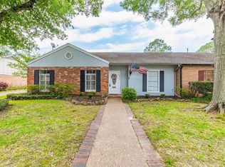 6195 Afton Ln, Beaumont, TX 77706