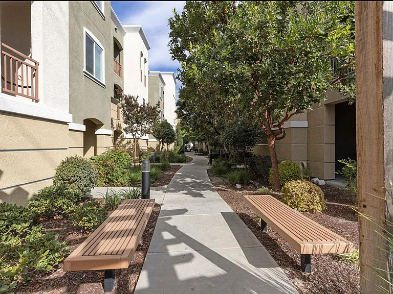 4728 Norris Canyon Rd #205 — Photo 23