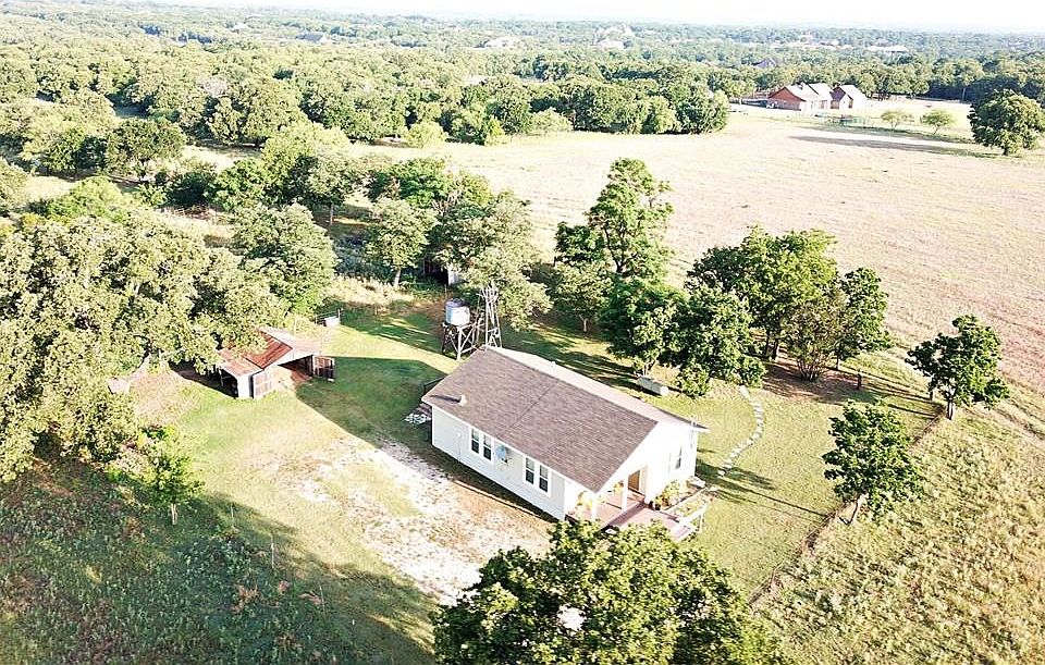 1340 Lacy Dr, Lipan, TX 76462 | Zillow