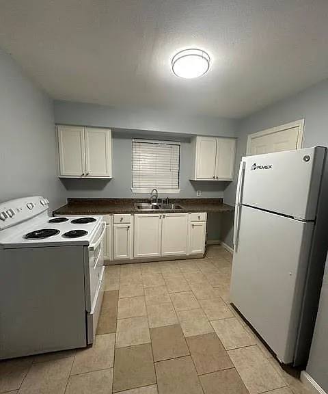 4701 Hoffman St #4705 — Photo 10