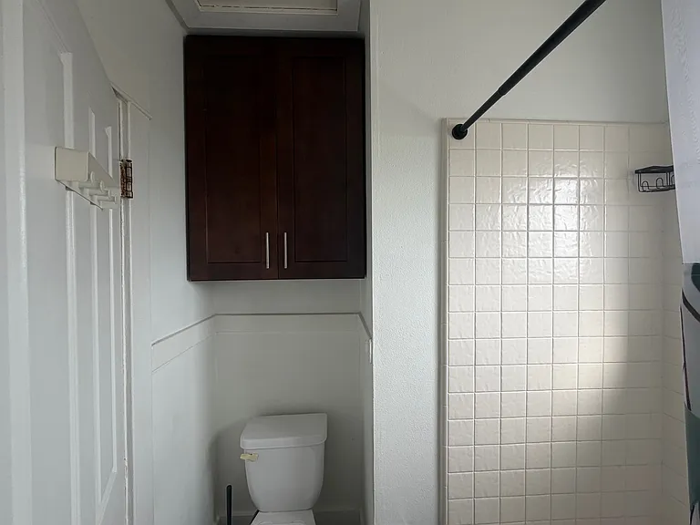 1137 S Cabrillo Ave — Photo 11