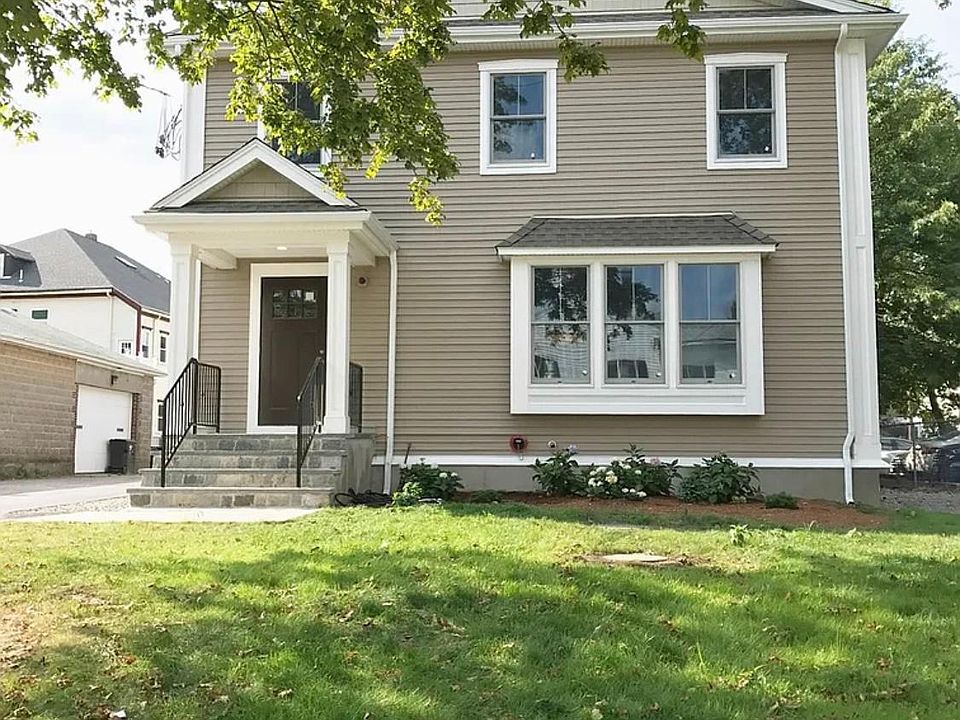 1st image of 8 Mechanic St Unit 3