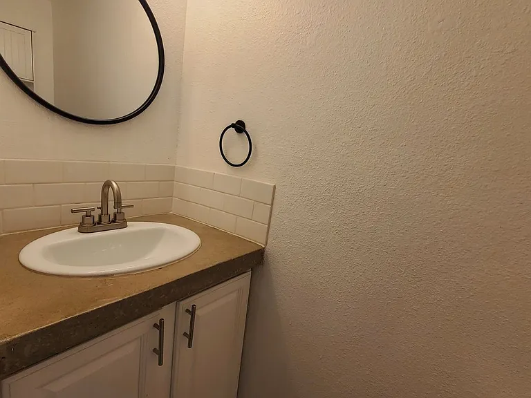 3525 Rebecca Ln #B — Photo 7