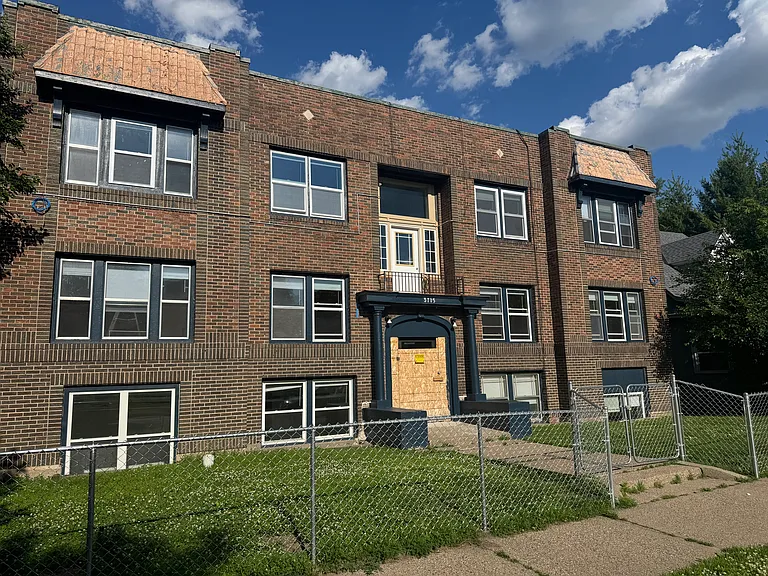 3715 Oakland Ave #1 — Photo 1