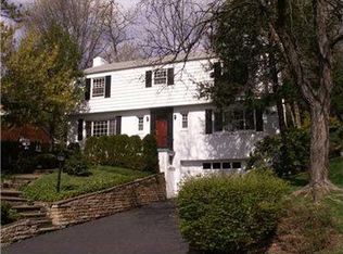 170 Mayfair Dr, Pittsburgh, PA 15228