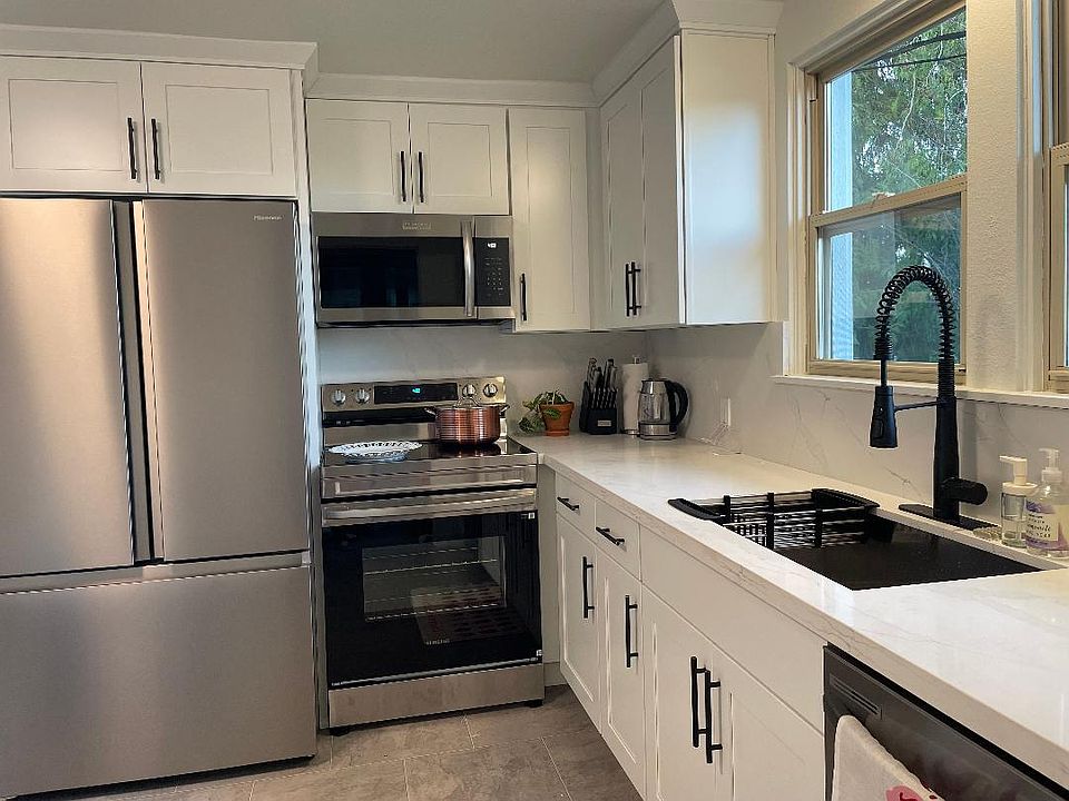 Spacious kitchen includes all appliances