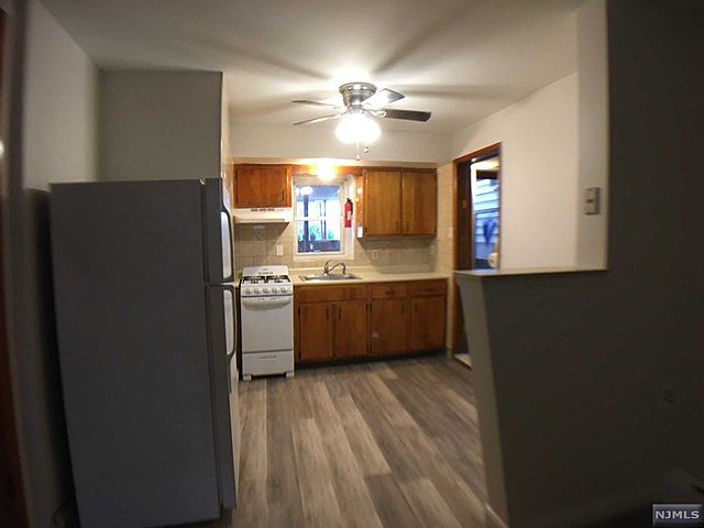 1st image of 249 Crescent Ln #G