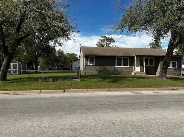 1609 N C St, Arkansas City, KS 67005