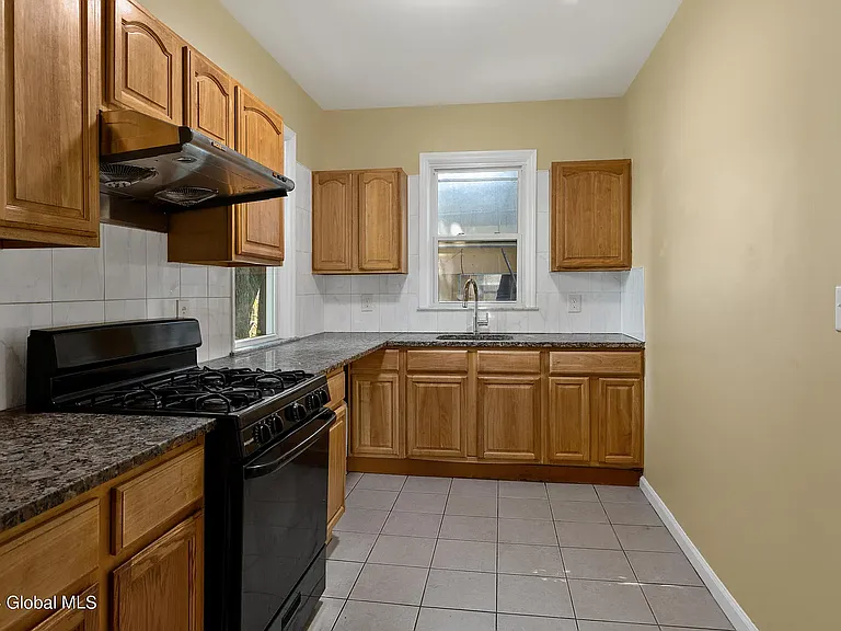 345 Myrtle Ave #2 — Photo 26