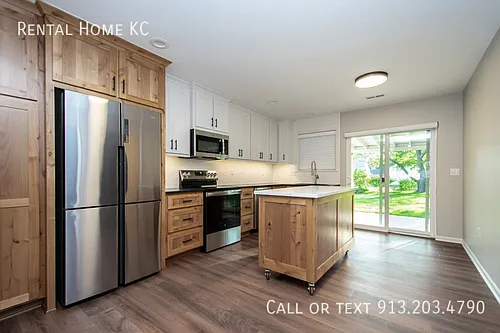 7620 Robinson St — Photo 9