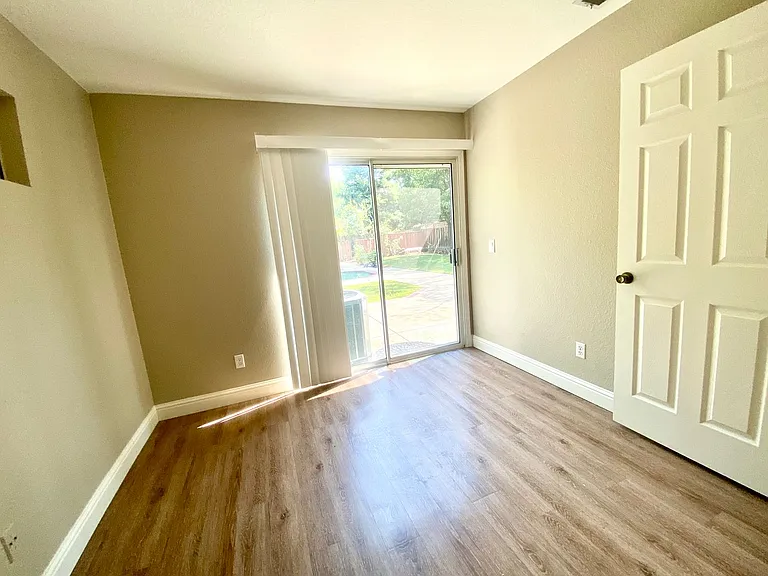 3328 Hartwell Ct — Photo 10