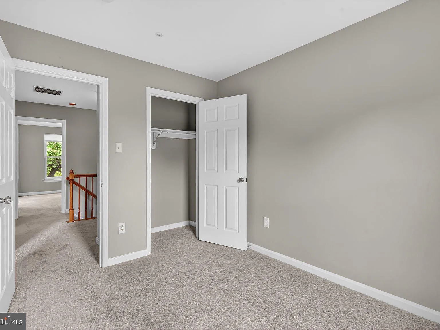 3 bed, 3.5 bath, 2160 sqft, $2,950 — Photo 4