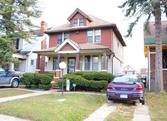 2nd image of 3488 Fischer St