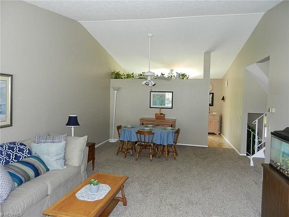 4th image of 9998 Magnolia Dr #27