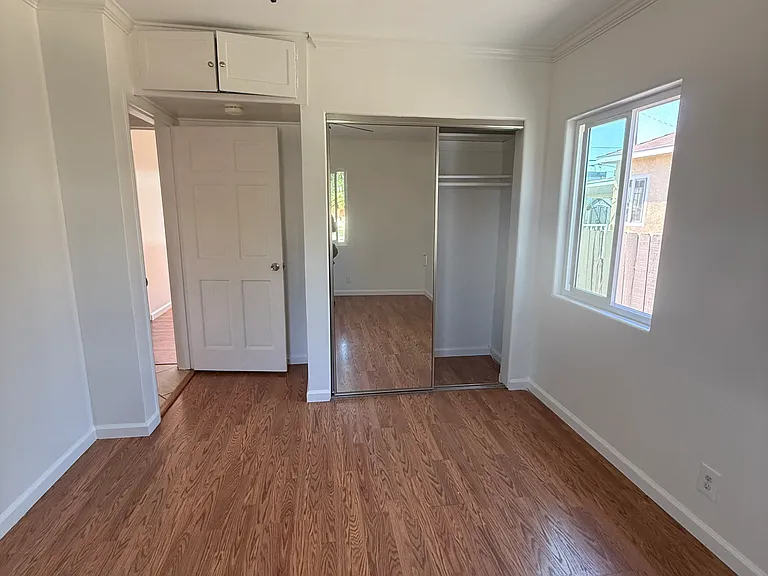 1429 Seaman Ave — Photo 11