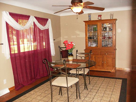 Dining Room/Living Room