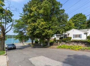 5 Lawrence St, Wakefield, MA 01880