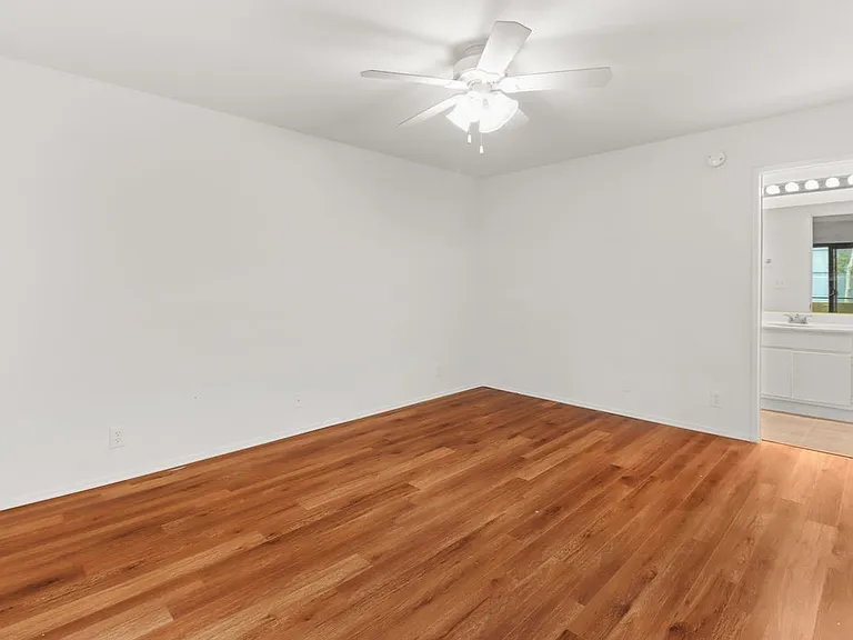 1619 S Bentley Ave #304 — Photo 19