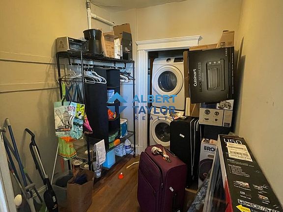 2nd image of 11 Price Rd APT 6