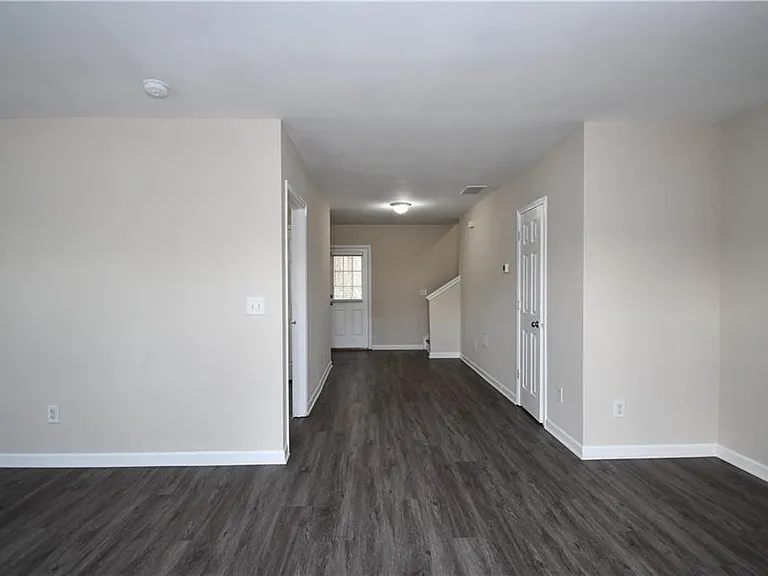 639 Mill Stone Blf #A — Photo 28