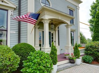 5 Chapman St #5, Watertown, MA 02472