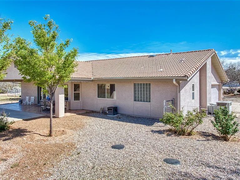 2601 E Suma Dr — Photo 22