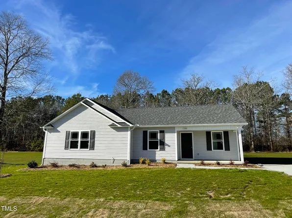 134 Perkins Ave, Selma, NC 27576