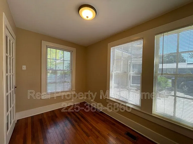 755 Arlington Ave — Photo 12