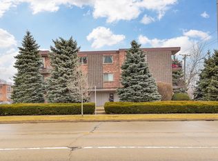 10241 S Central Ave, Oak Lawn, IL 60453