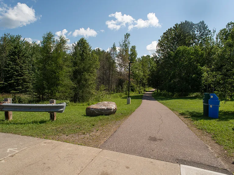 350 County Blvd — Photo 25