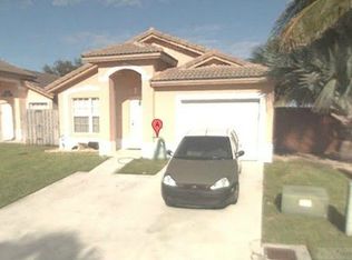 8847 SW 214th St, Cutler Bay, FL 33189