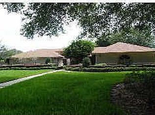18101 Fairpoint Pl, Lutz, FL 33548