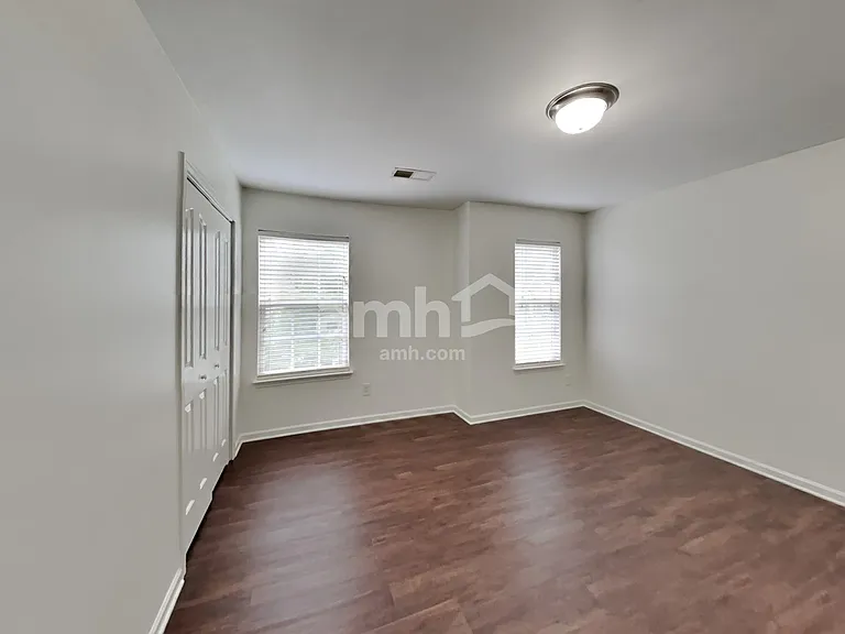 16314 Raptor Ct — Photo 13