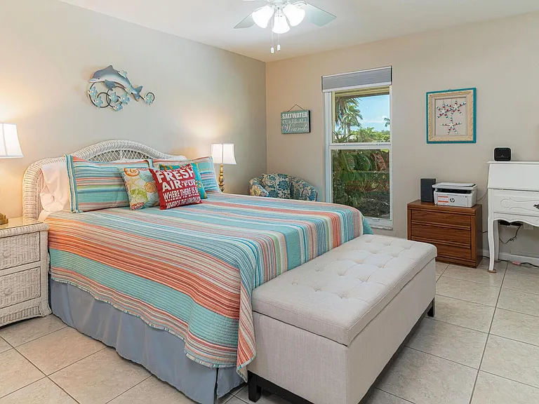 4645 Lakewood Blvd — Photo 16