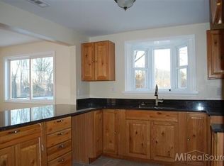 5915 Belle River Rd, China, MI 48054